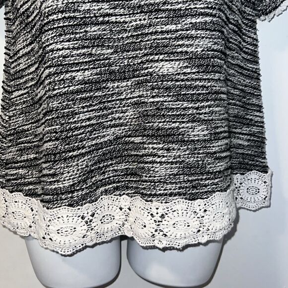 ANTHROPOLOGIE Eri+Ali Lace Trim Popover Top-S - Picture 4 of 10